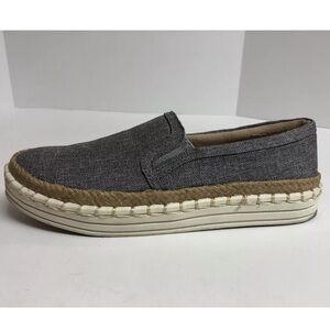 Soda Women’s Denim Slip-On Shoes, Size 7 M.